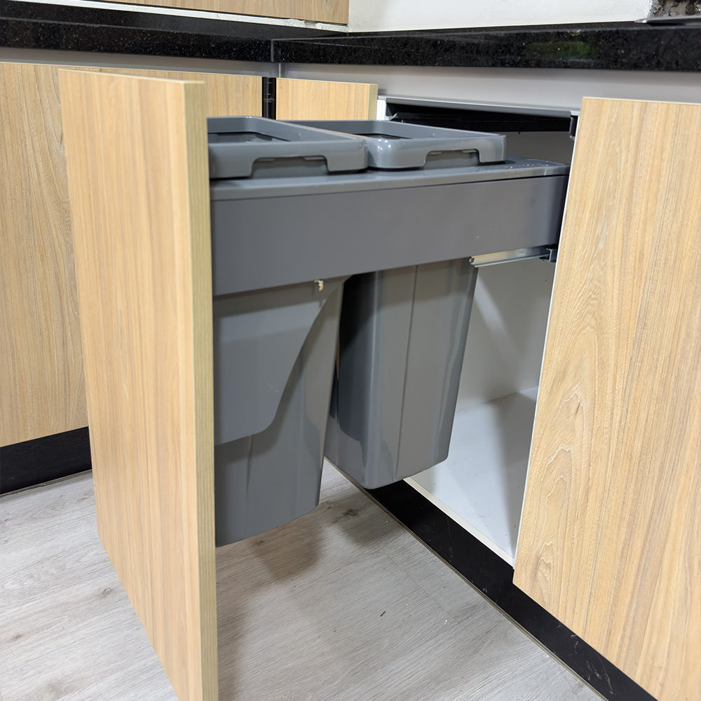 Basurero Reciclaje 2 contenedores gris anclado a puerta (36 litros)