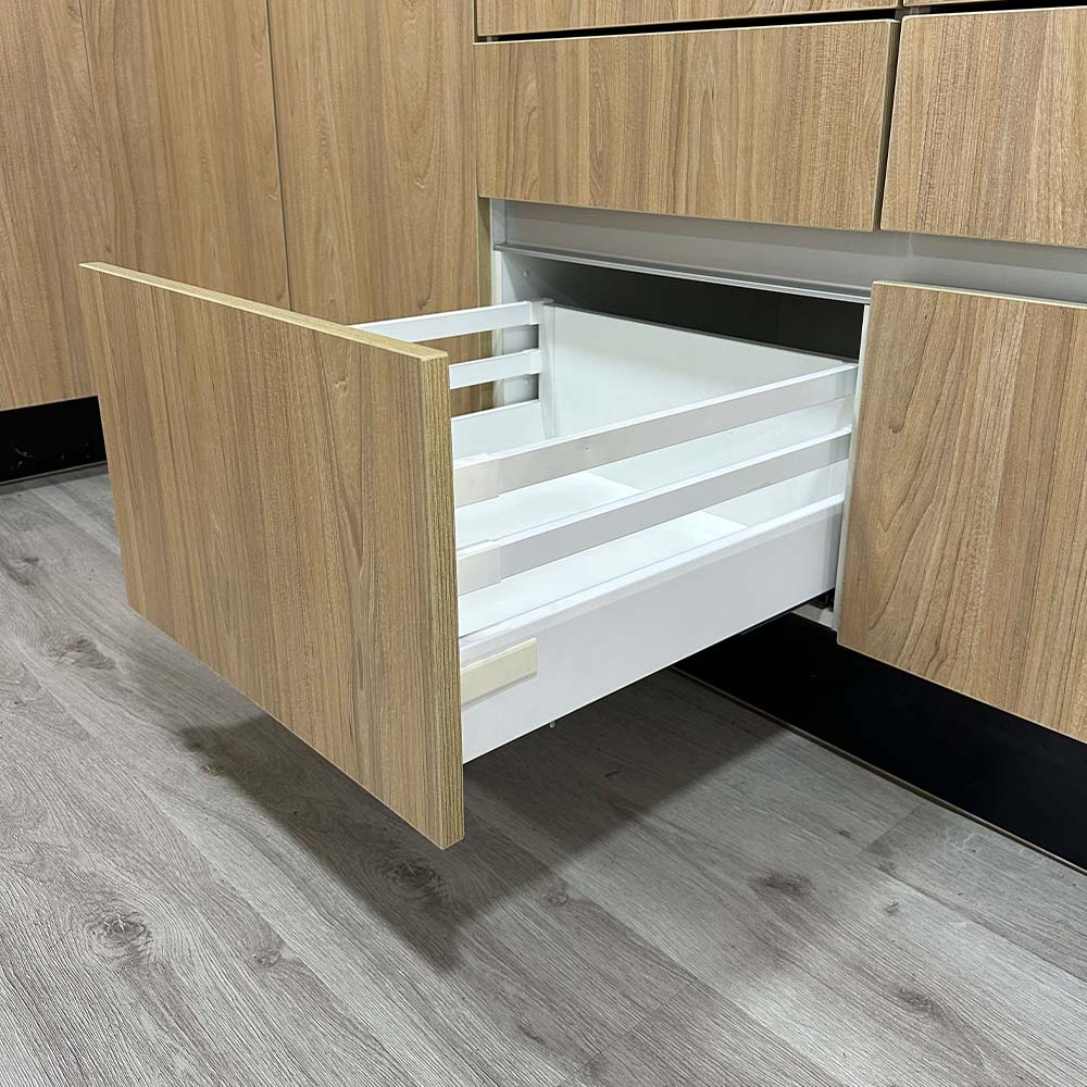 Cajón Metálico Blanco Frente Madera Altura 151mm