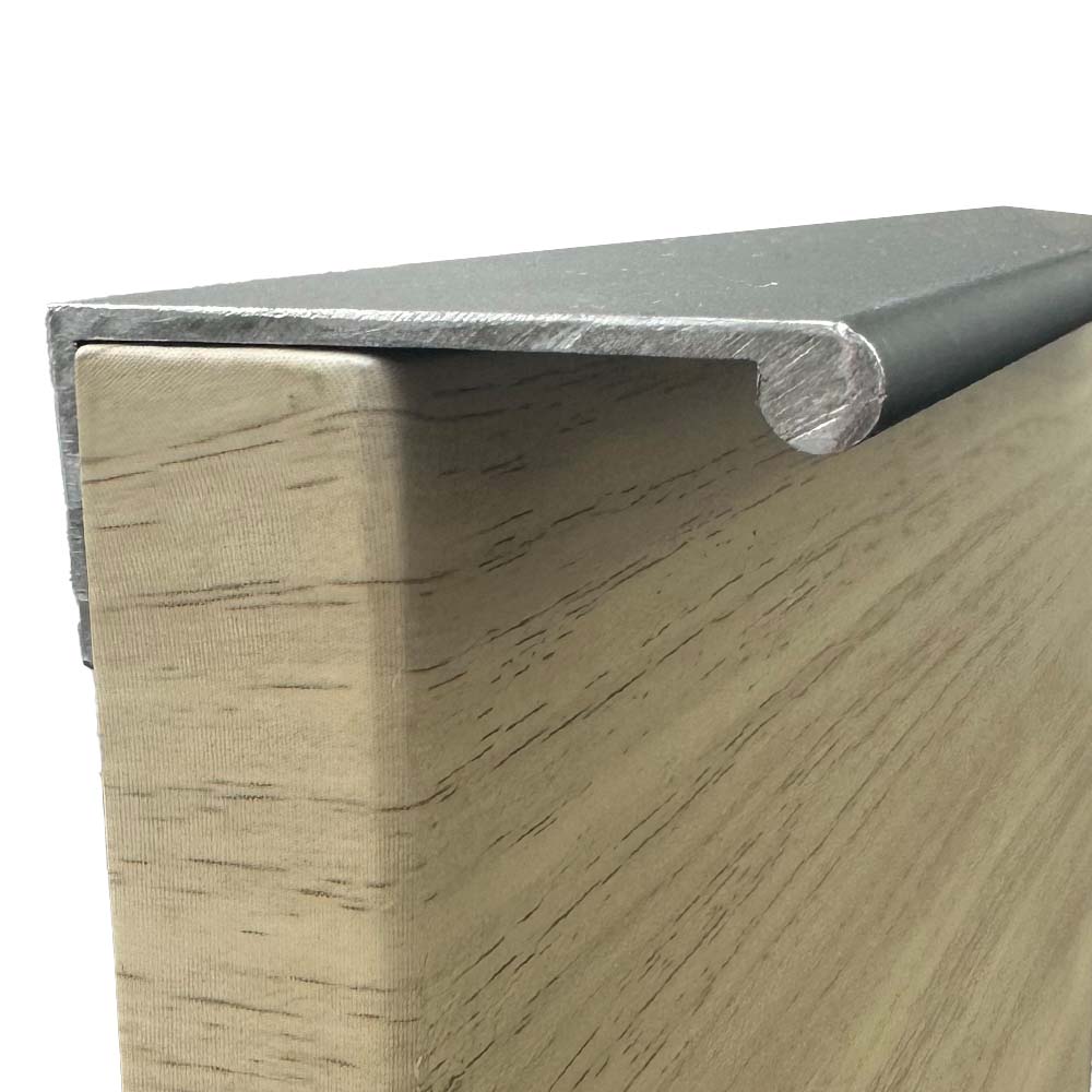 Tirador Corrido para Puerta Tipo L 3 Mts.